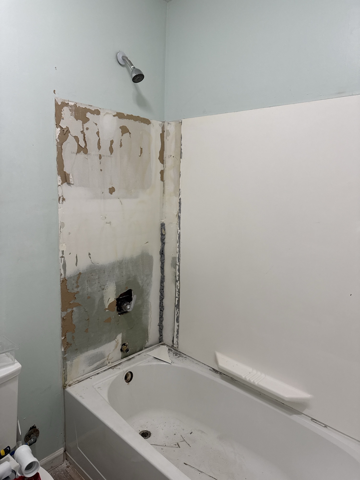 Fixing tub spout