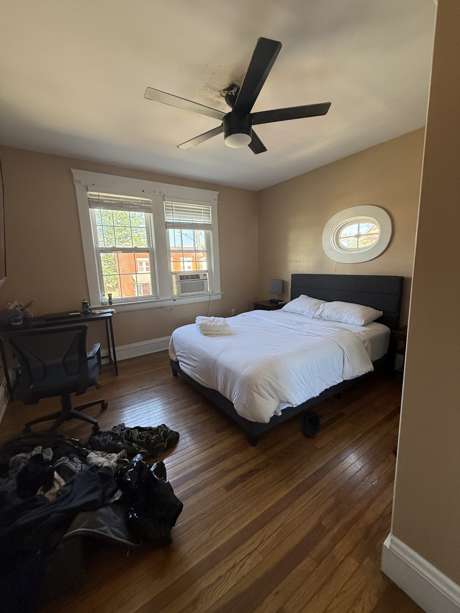 Fresh linens and towels